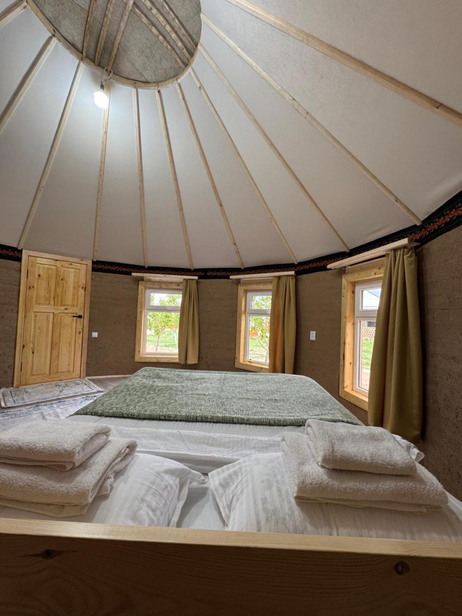 Bosogo Yurt Camp Hotel Bokonbayevo Luaran gambar